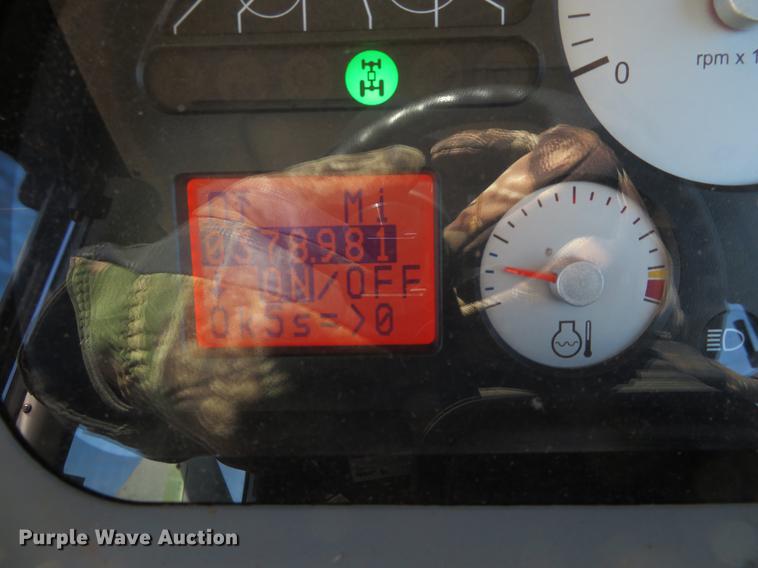 image for item BU9995 2009 Challenger MT555B MFWD tractor