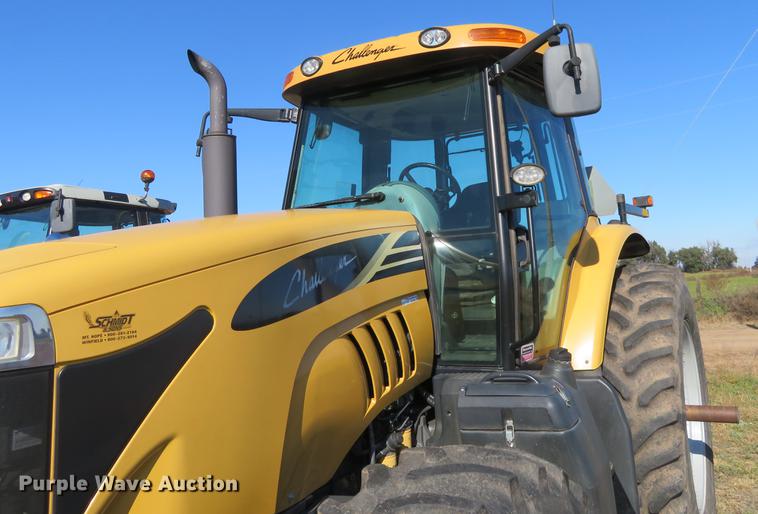 image for item BU9995 2009 Challenger MT555B MFWD tractor