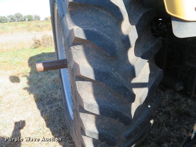 image for item BU9995 2009 Challenger MT555B MFWD tractor