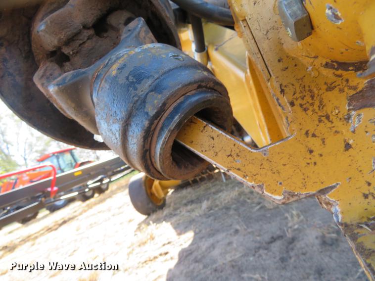 image for item BU9996 2013 Vermeer 605 Super M Cornstalk Special round baler