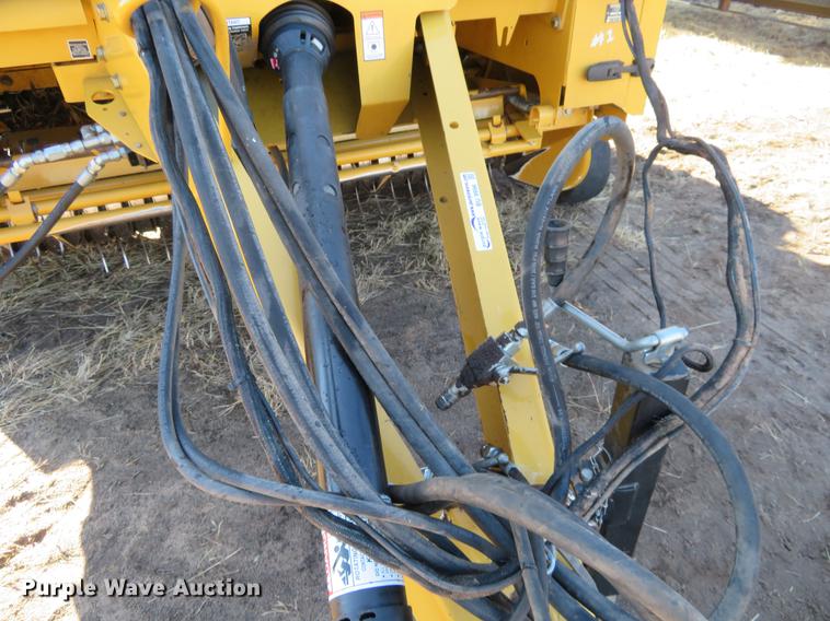 image for item BU9996 2013 Vermeer 605 Super M Cornstalk Special round baler