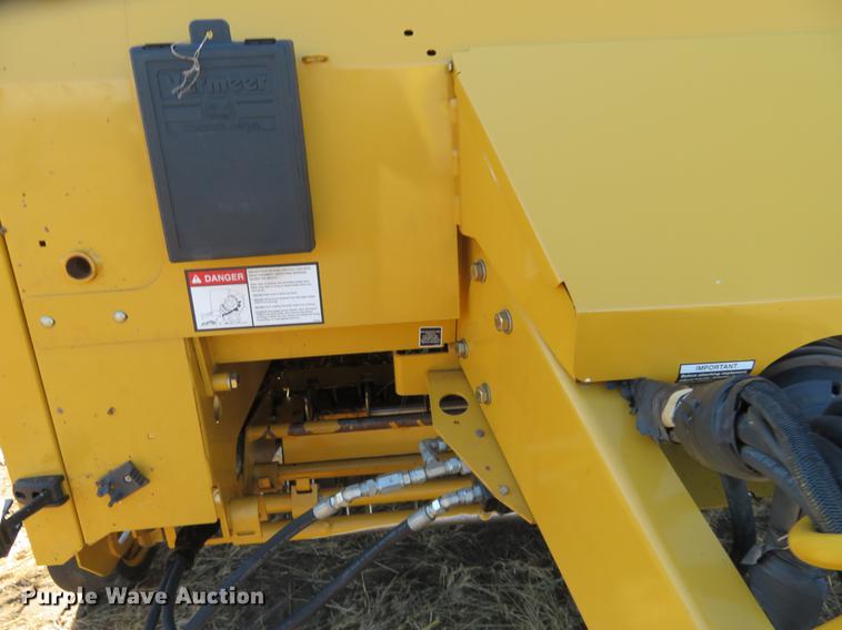 image for item BU9996 2013 Vermeer 605 Super M Cornstalk Special round baler