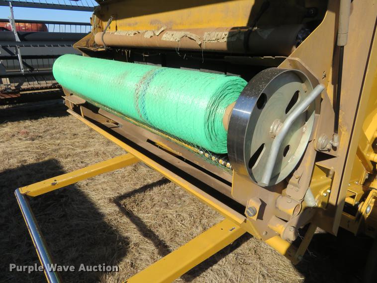 image for item BU9996 2013 Vermeer 605 Super M Cornstalk Special round baler