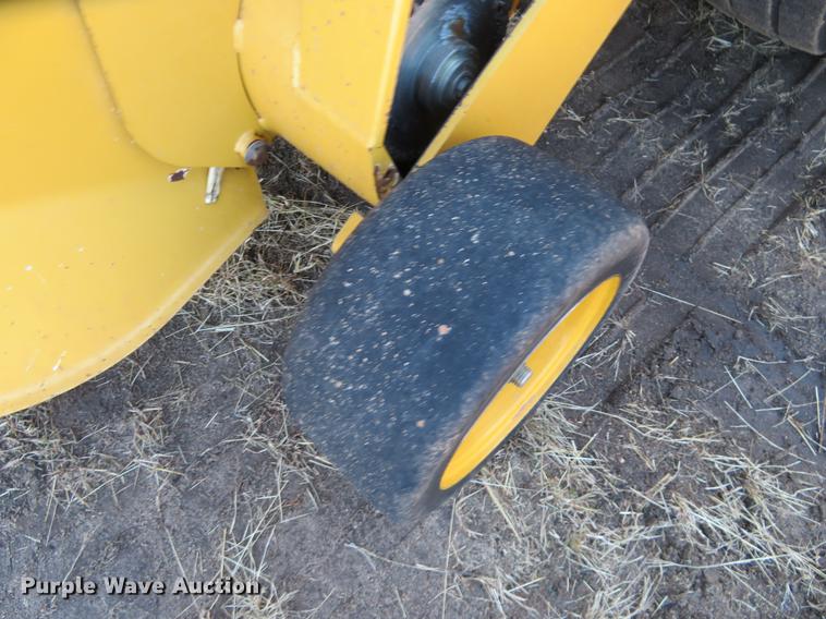 image for item BU9996 2013 Vermeer 605 Super M Cornstalk Special round baler