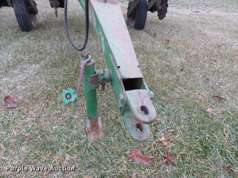 image for item DA3592 John Deere 7000 planter