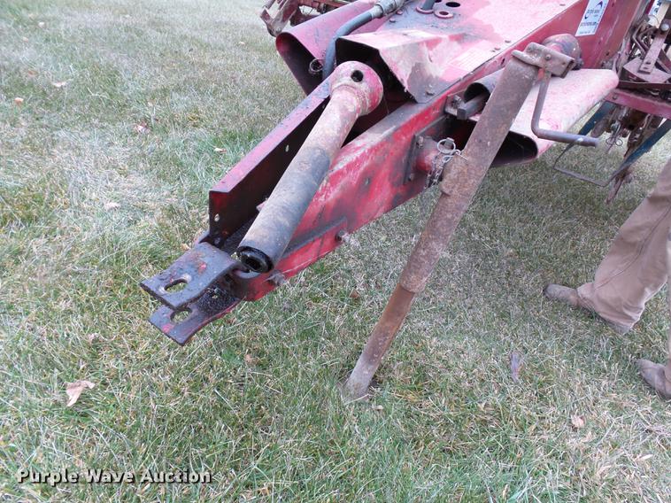 image for item DA3593 International 400 Cyclo planter