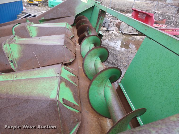 image for item DA3600 John Deere M444 corn head