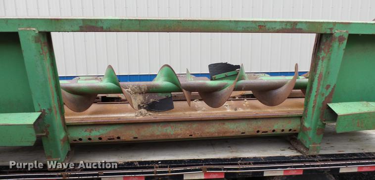 image for item DA3600 John Deere M444 corn head