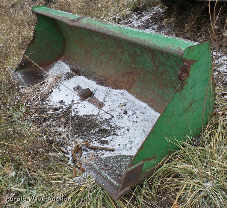 image for item DB2103 1989 John Deere 4555 tractor