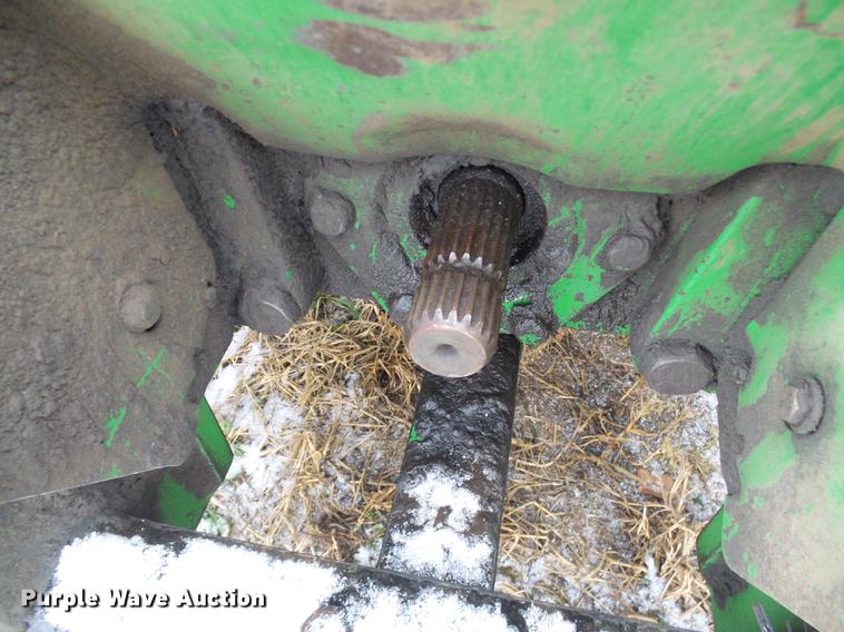 image for item DB2103 1989 John Deere 4555 tractor