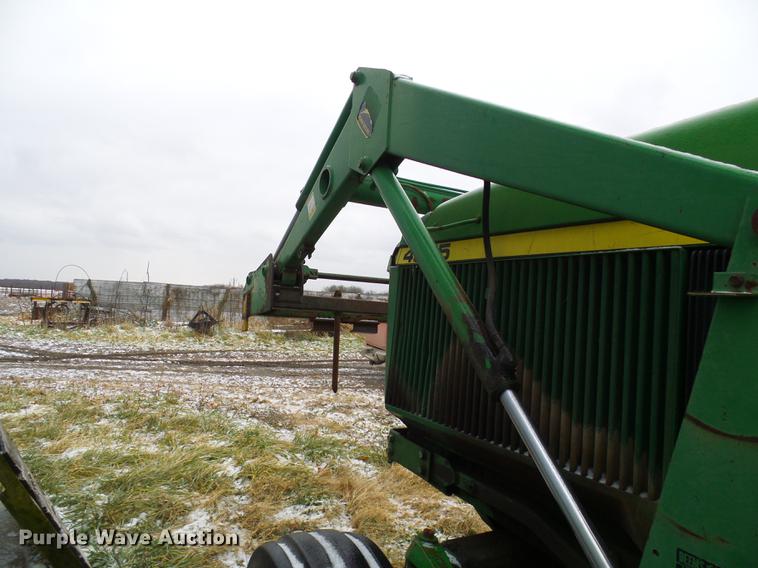 image for item DB2103 1989 John Deere 4555 tractor