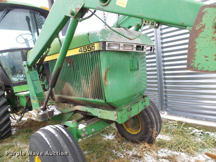 image for item DB2103 1989 John Deere 4555 tractor