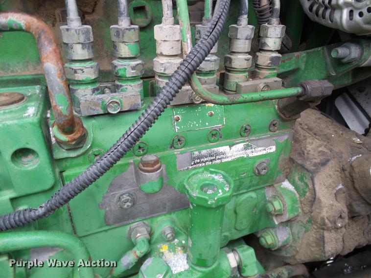 image for item DB2103 1989 John Deere 4555 tractor