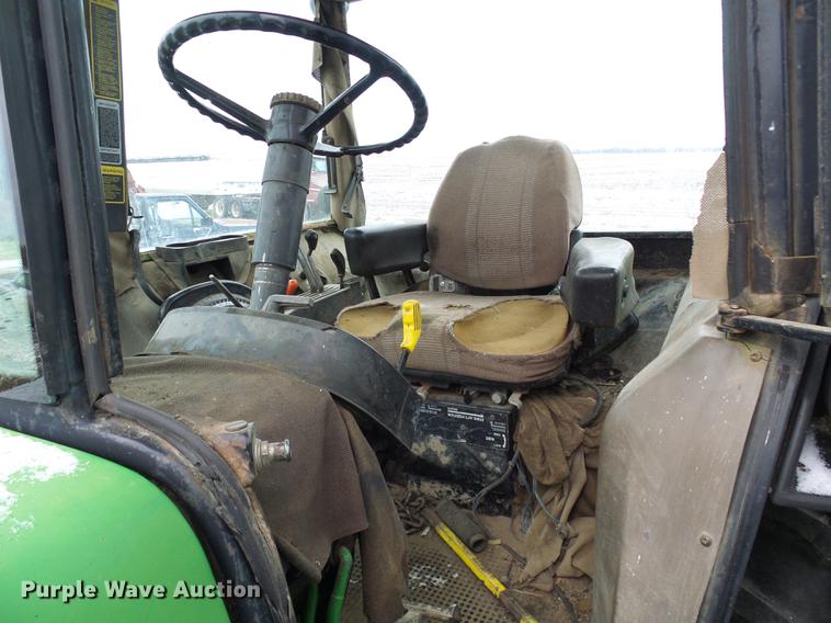 image for item DB2103 1989 John Deere 4555 tractor