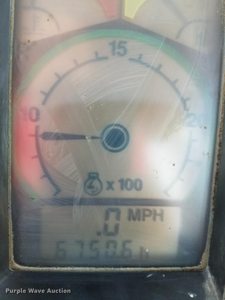 image for item DB2103 1989 John Deere 4555 tractor