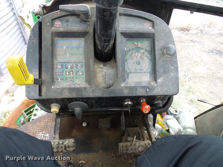 image for item DB2103 1989 John Deere 4555 tractor