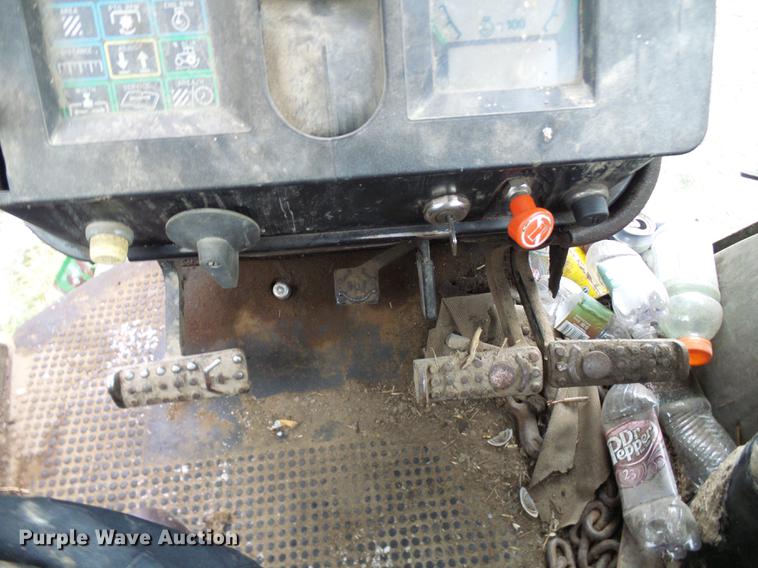 image for item DB2103 1989 John Deere 4555 tractor