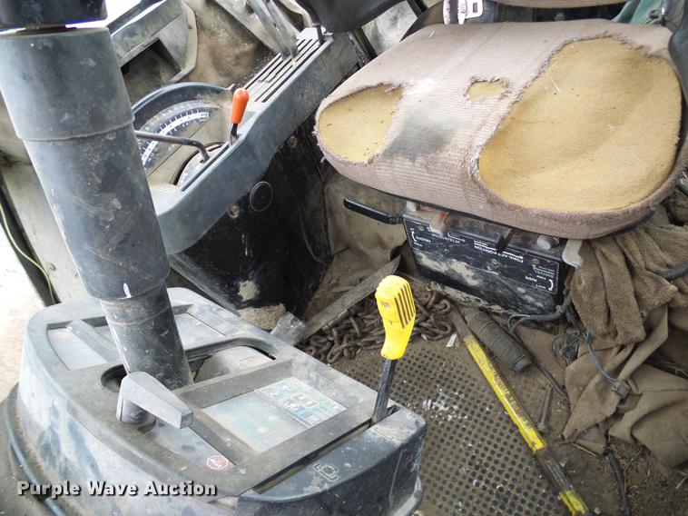 image for item DB2103 1989 John Deere 4555 tractor