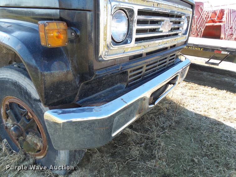 image for item DB2126 1976 Chevrolet C65 grain truck