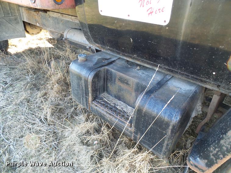 image for item DB2126 1976 Chevrolet C65 grain truck