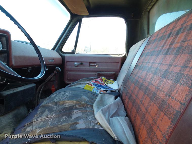 image for item DB2126 1976 Chevrolet C65 grain truck