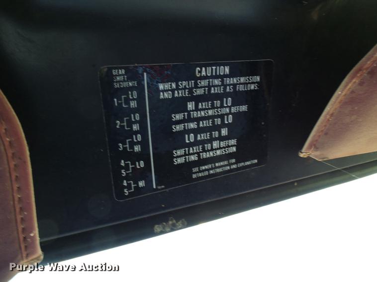 image for item DB2126 1976 Chevrolet C65 grain truck