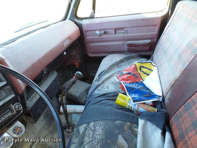 image for item DB2126 1976 Chevrolet C65 grain truck