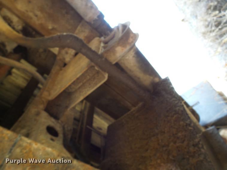 image for item DB2126 1976 Chevrolet C65 grain truck