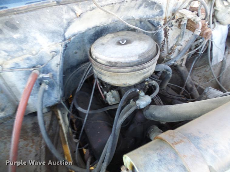 image for item DB2126 1976 Chevrolet C65 grain truck