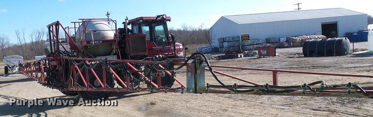 image for item DB2127 2004 Case IH SPX3185 sprayer