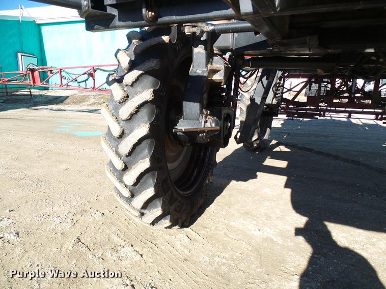 image for item DB2127 2004 Case IH SPX3185 sprayer