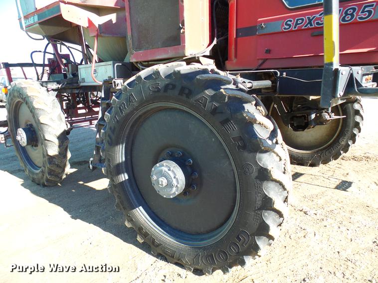 image for item DB2127 2004 Case IH SPX3185 sprayer