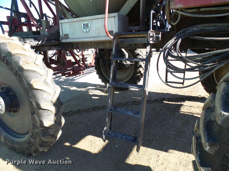 image for item DB2127 2004 Case IH SPX3185 sprayer