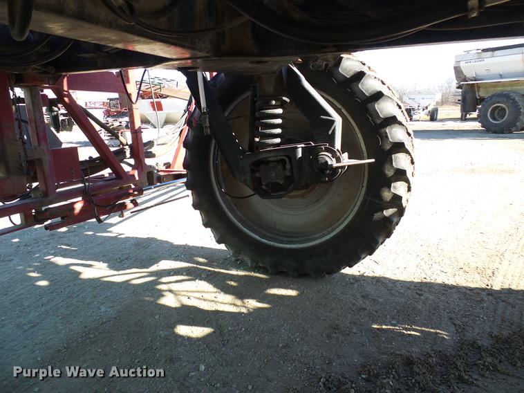 image for item DB2127 2004 Case IH SPX3185 sprayer