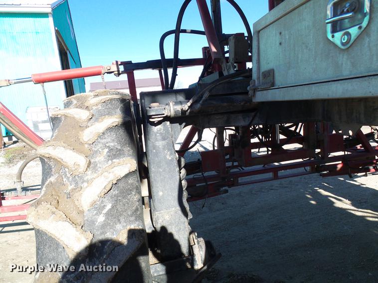 image for item DB2127 2004 Case IH SPX3185 sprayer