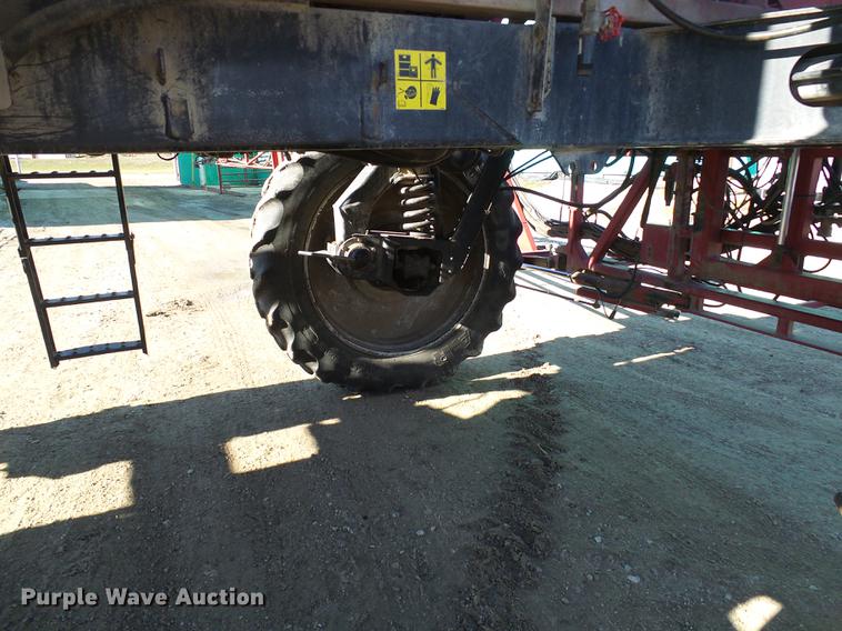 image for item DB2127 2004 Case IH SPX3185 sprayer