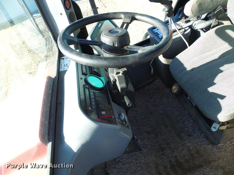 image for item DB2127 2004 Case IH SPX3185 sprayer