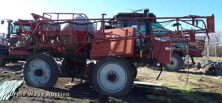 image for item DB2130 2005 Case IH SPX3185 sprayer
