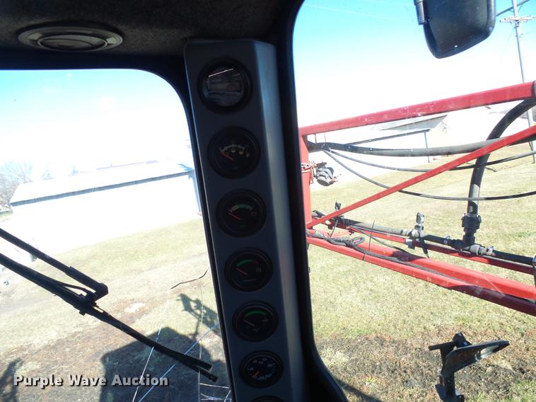 image for item DB2130 2005 Case IH SPX3185 sprayer