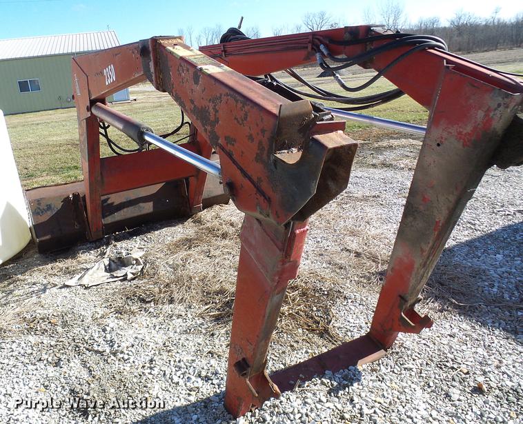 image for item DB2132 International Harvester 2350 loader