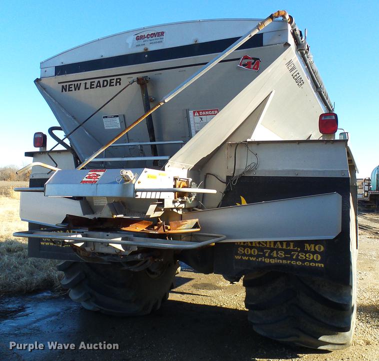 image for item DB2135 2007 International 7400 applicator truck