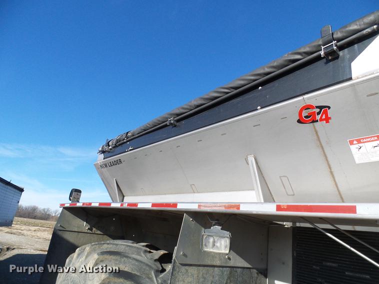 image for item DB2135 2007 International 7400 applicator truck