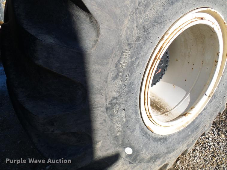 image for item DB2135 2007 International 7400 applicator truck