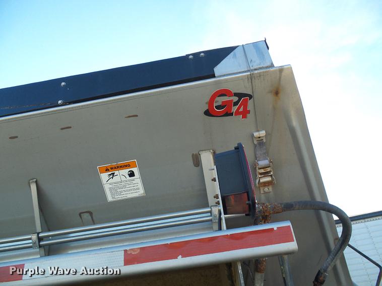 image for item DB2135 2007 International 7400 applicator truck