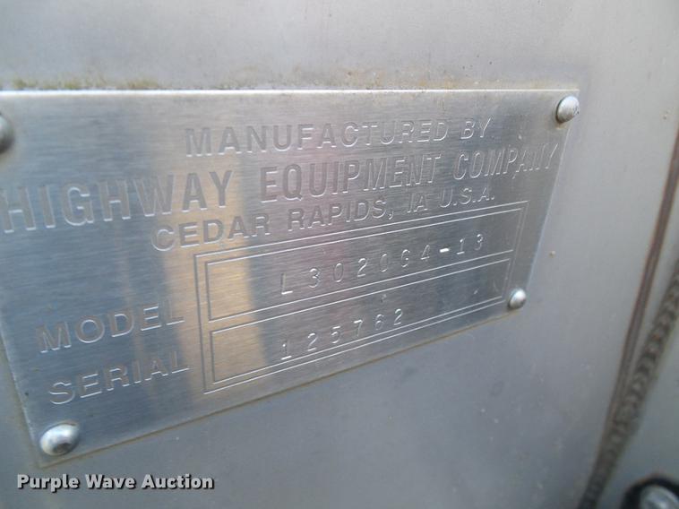 image for item DB2135 2007 International 7400 applicator truck