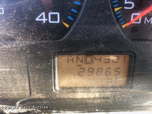 image for item DB2135 2007 International 7400 applicator truck