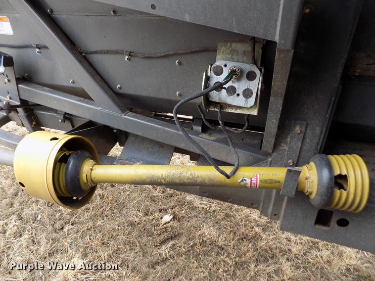 image for item DB9011 2013 Gleaner 3000 corn head