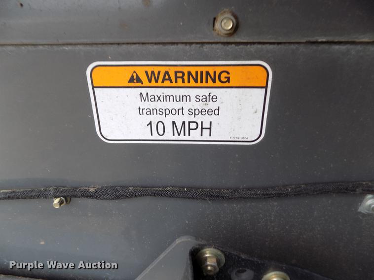 image for item DB9011 2013 Gleaner 3000 corn head