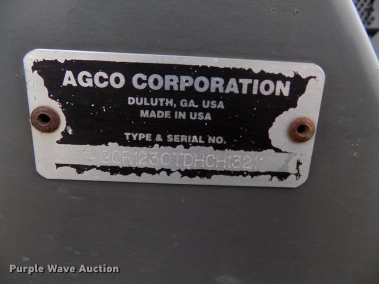 image for item DB9011 2013 Gleaner 3000 corn head