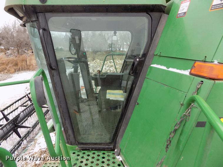 image for item DB9015 1999 John Deere 9610 Maximizer combine
